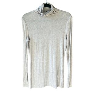 cAbi M Heather Cream Base Layer Stretch Jersey Knit Thin Turtle Neck Long Sleeve